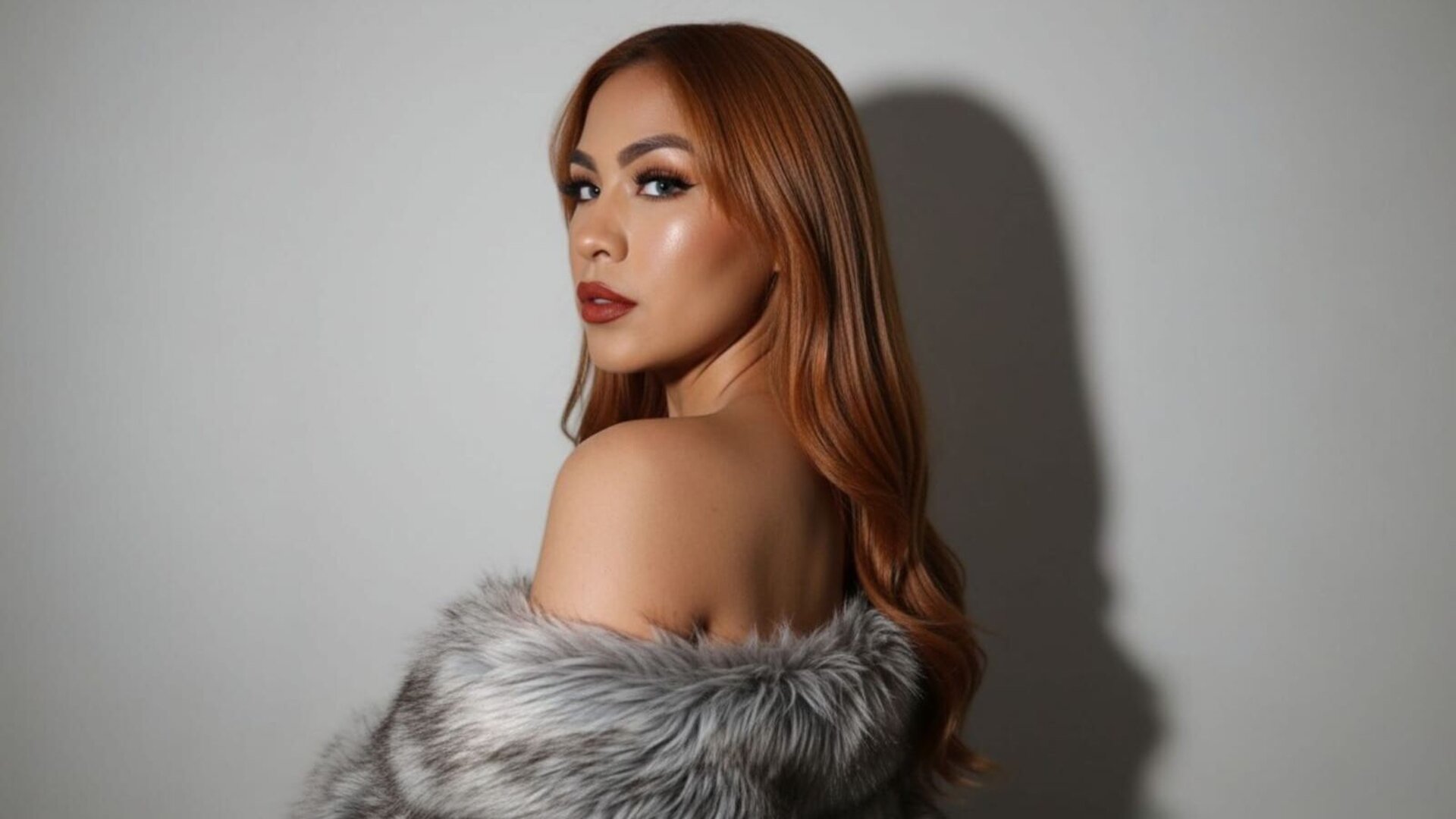 SaraCasttle's Live Nude Chat