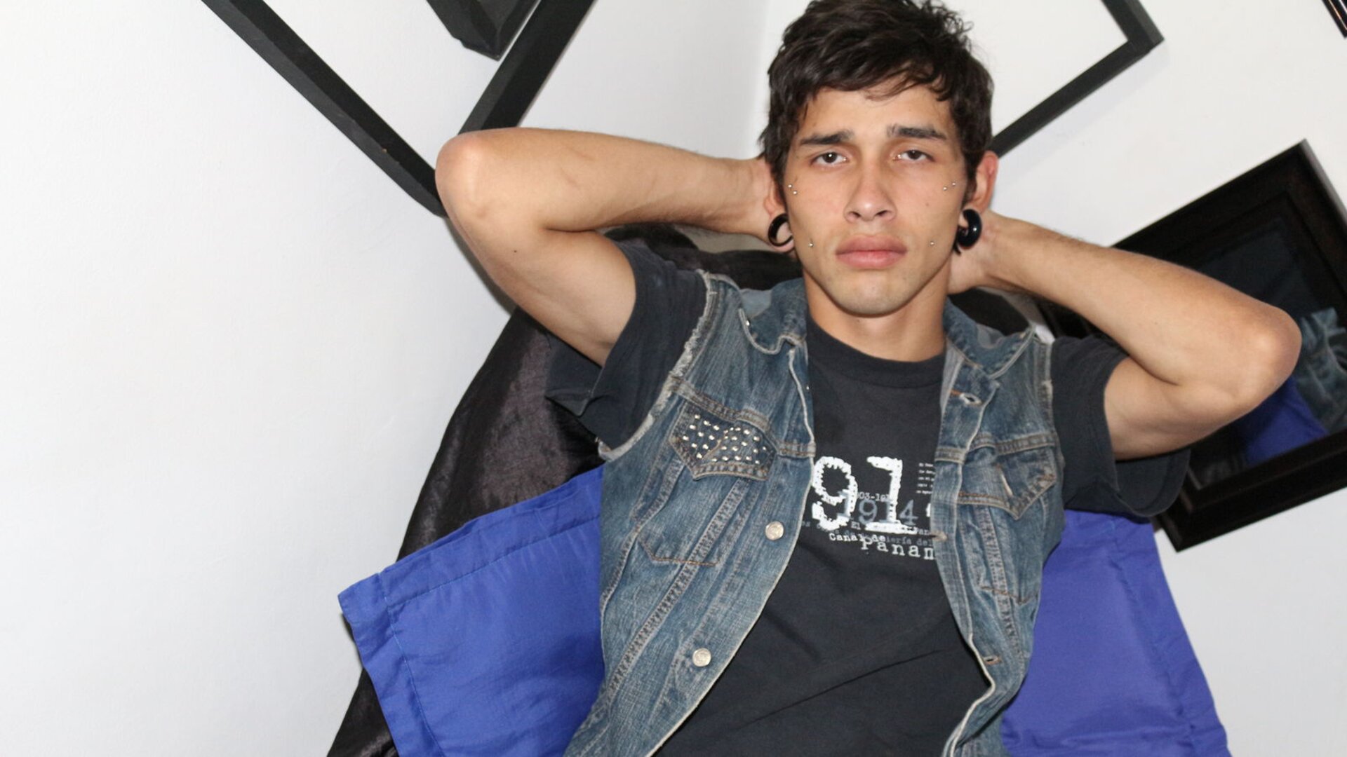 SebastianB's Live Nude Chat