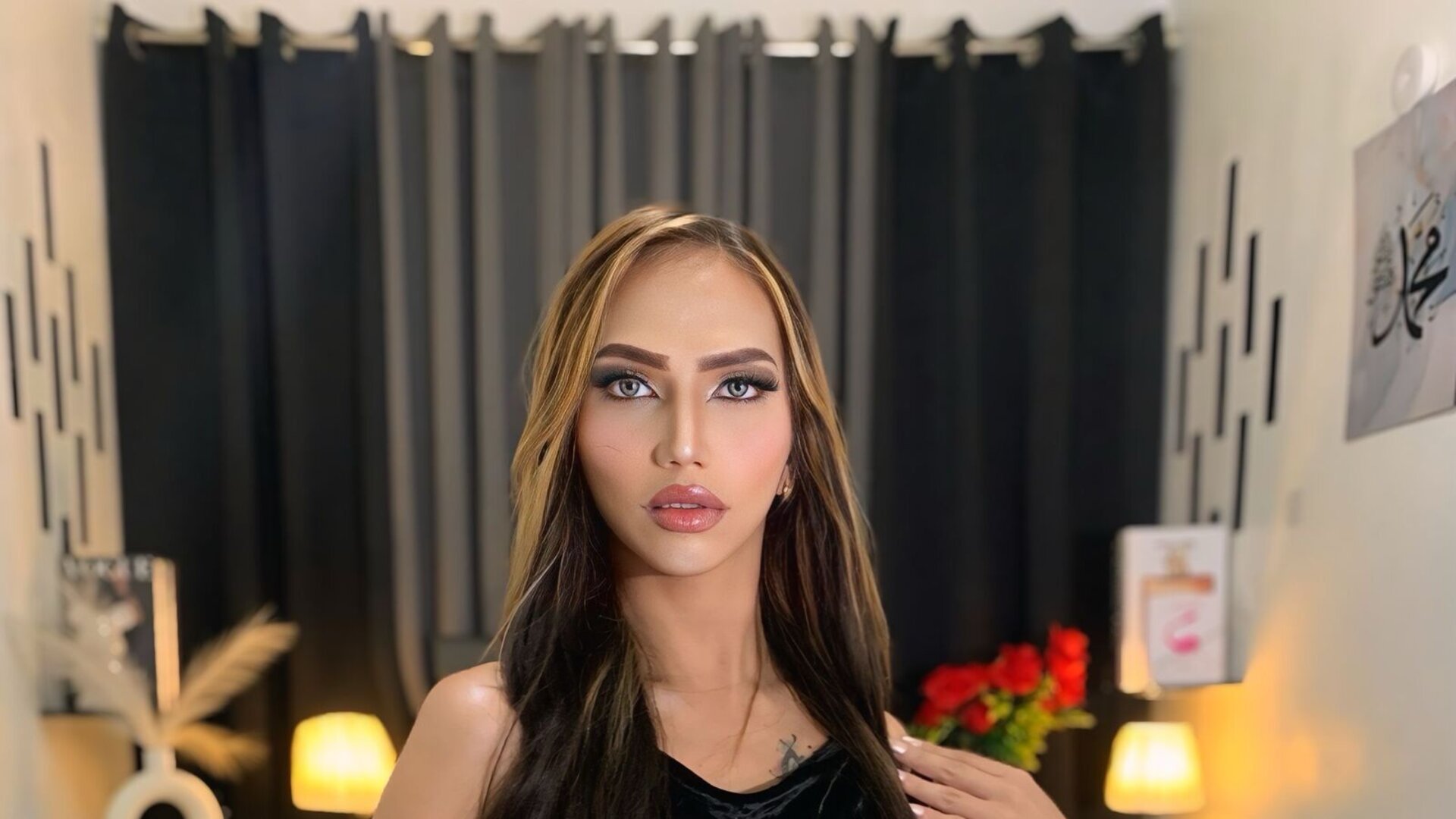 SelenaRosario's Live Nude Chat