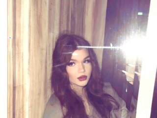 ShineYasmin's Live Nude Chat