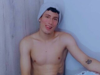 TomasHills's Live Nude Chat