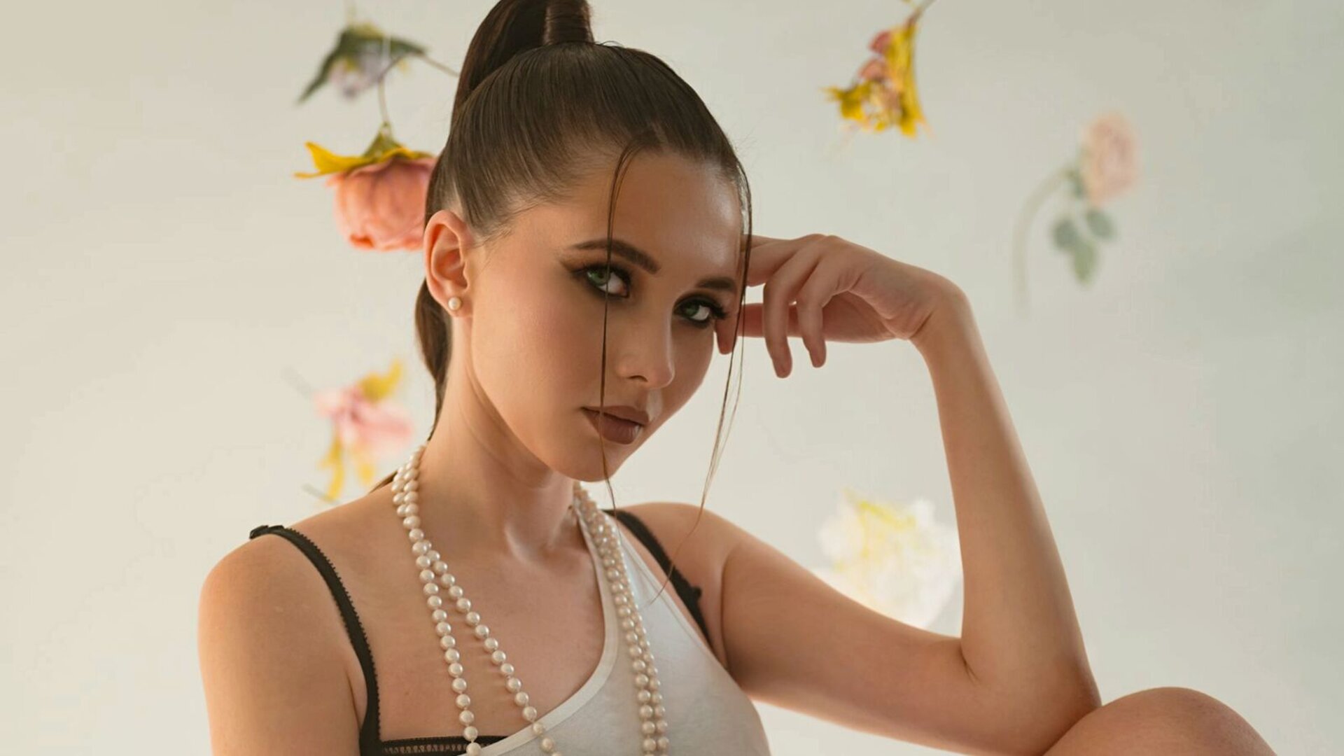 VanessaCelesti's Live Nude Chat