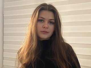 VernieTreakle's Live Nude Chat