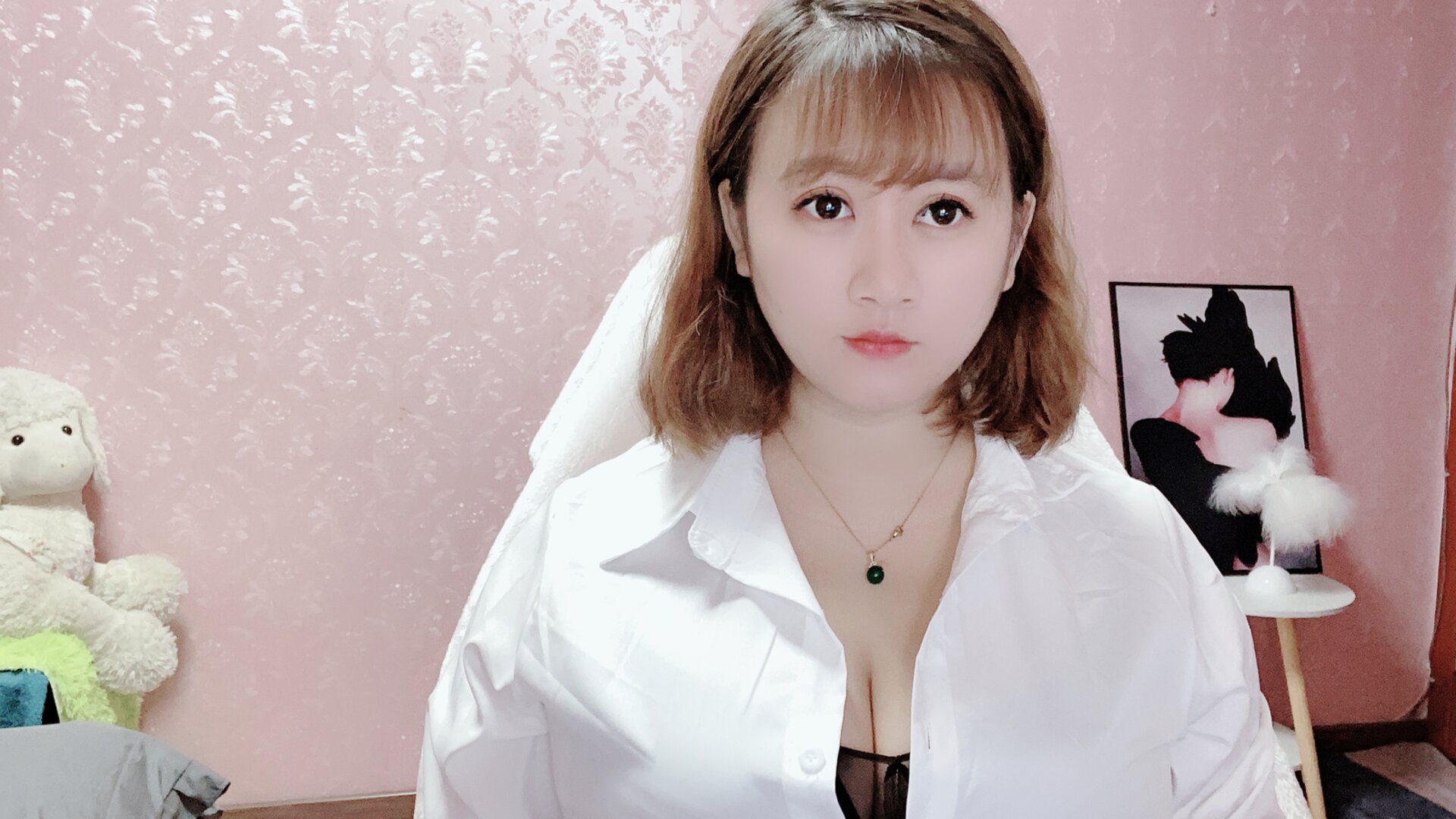 ZhangMei's Live Nude Chat