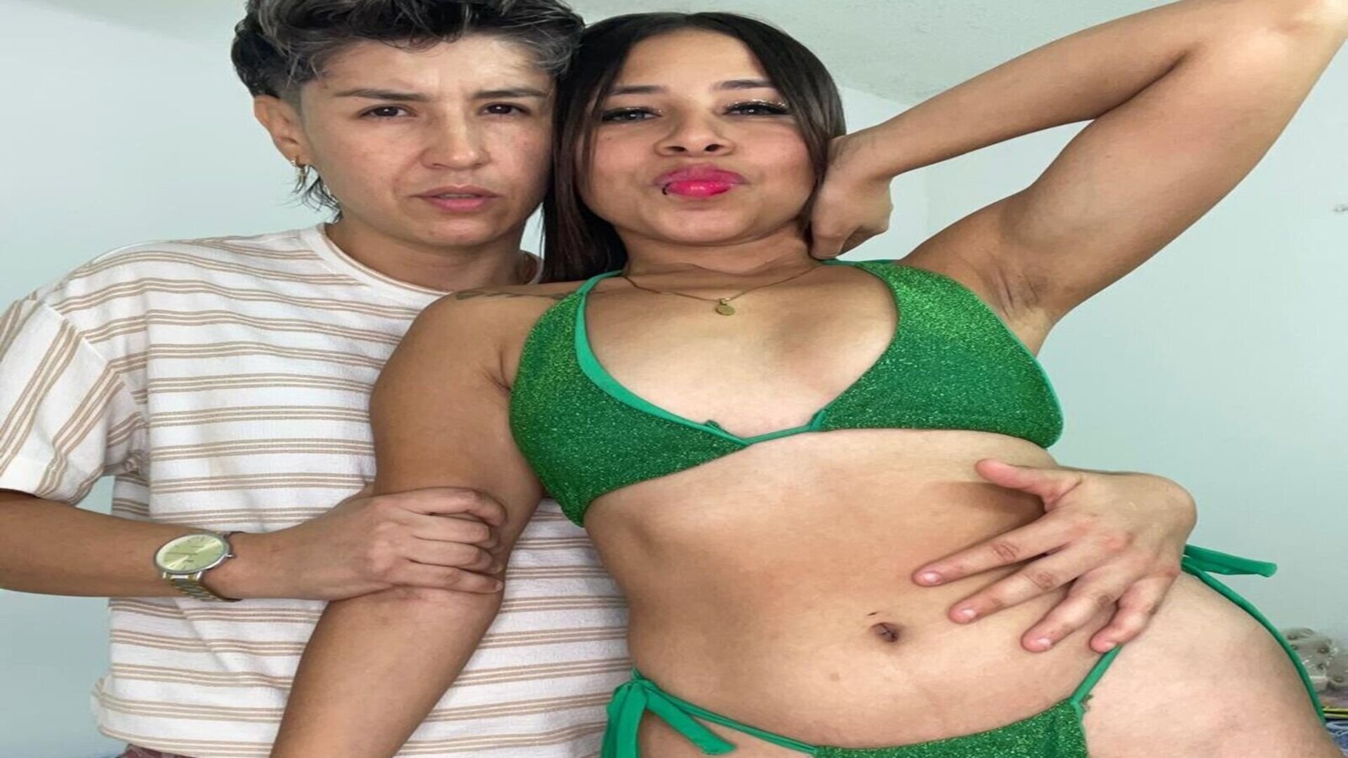 ZoeAndAntho's Live Nude Chat